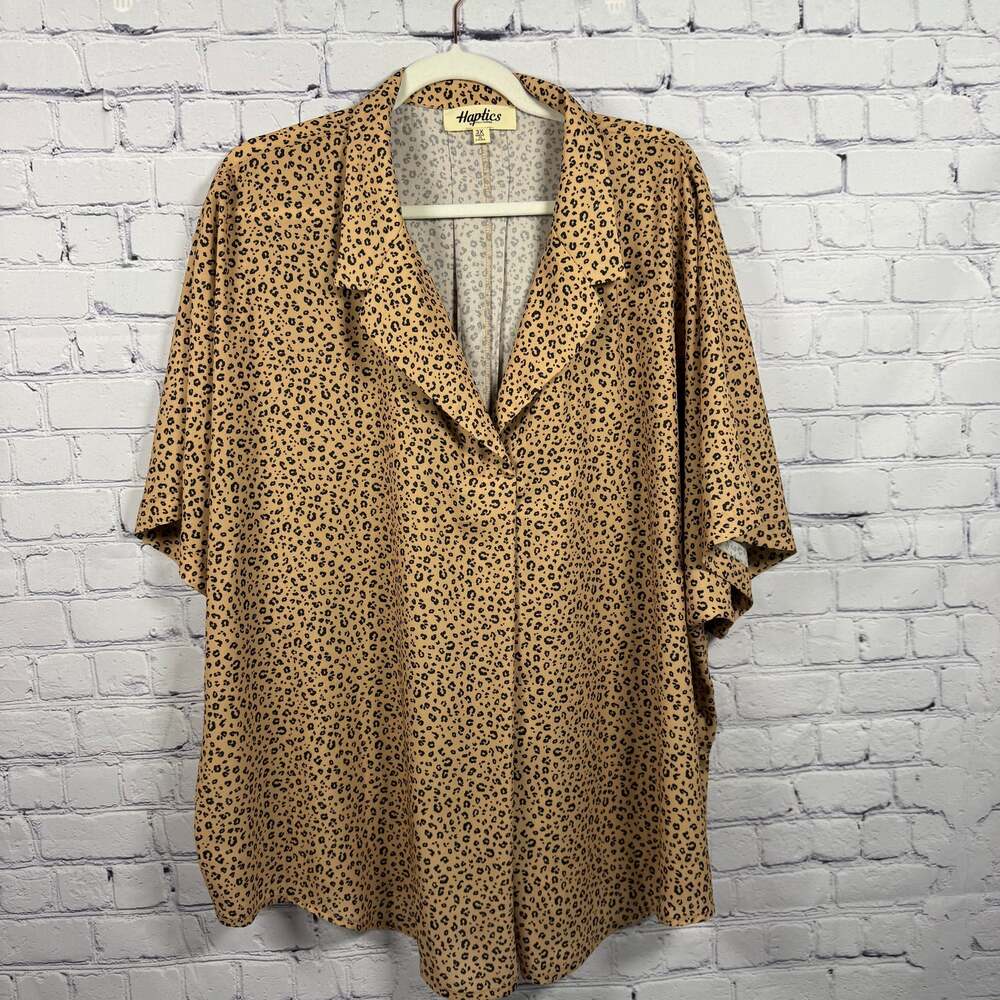 Haptics V-Neck Boho Animal Print Bubble Sleeve Top - Picture 1 of 7